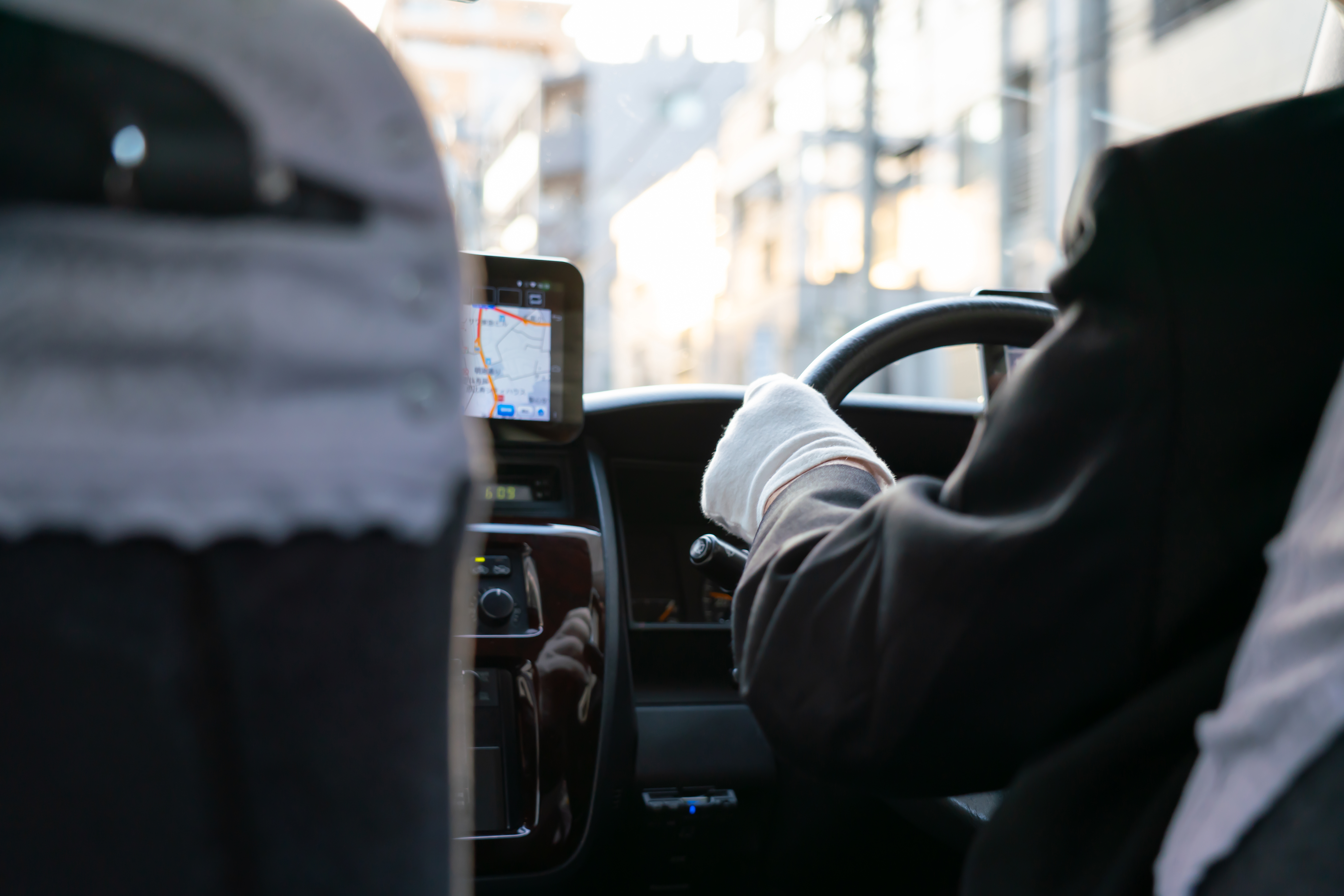 ハイヤー運転手の現実とは？きついポイントややりがいを徹底解明！